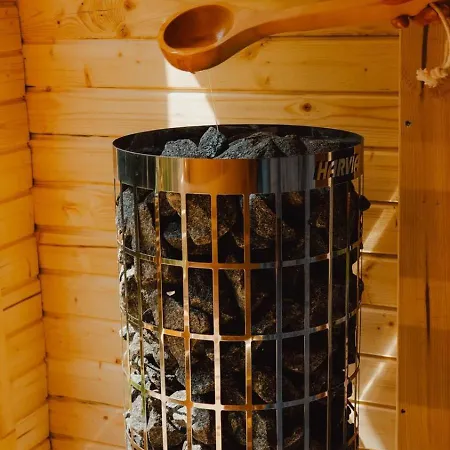 Tatil Evi Tinyhouse Direkt Am Angeln Ruderboot Sup Sauna Und Hot Tub