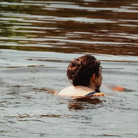 Tinyhouse Direkt Am Angeln Ruderboot Sup Sauna Und Hot Tub بيت للعطل