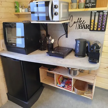 Tinyhouse Direkt Am Angeln Ruderboot Sup Sauna Und Hot Tub بيت للعطل Twist