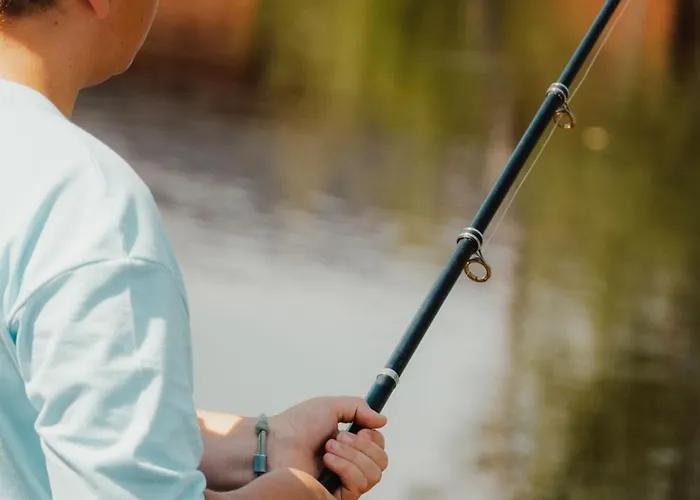 Tinyhouse Direkt Am Angeln Ruderboot Sup Sauna Und Hot Tub * Twist